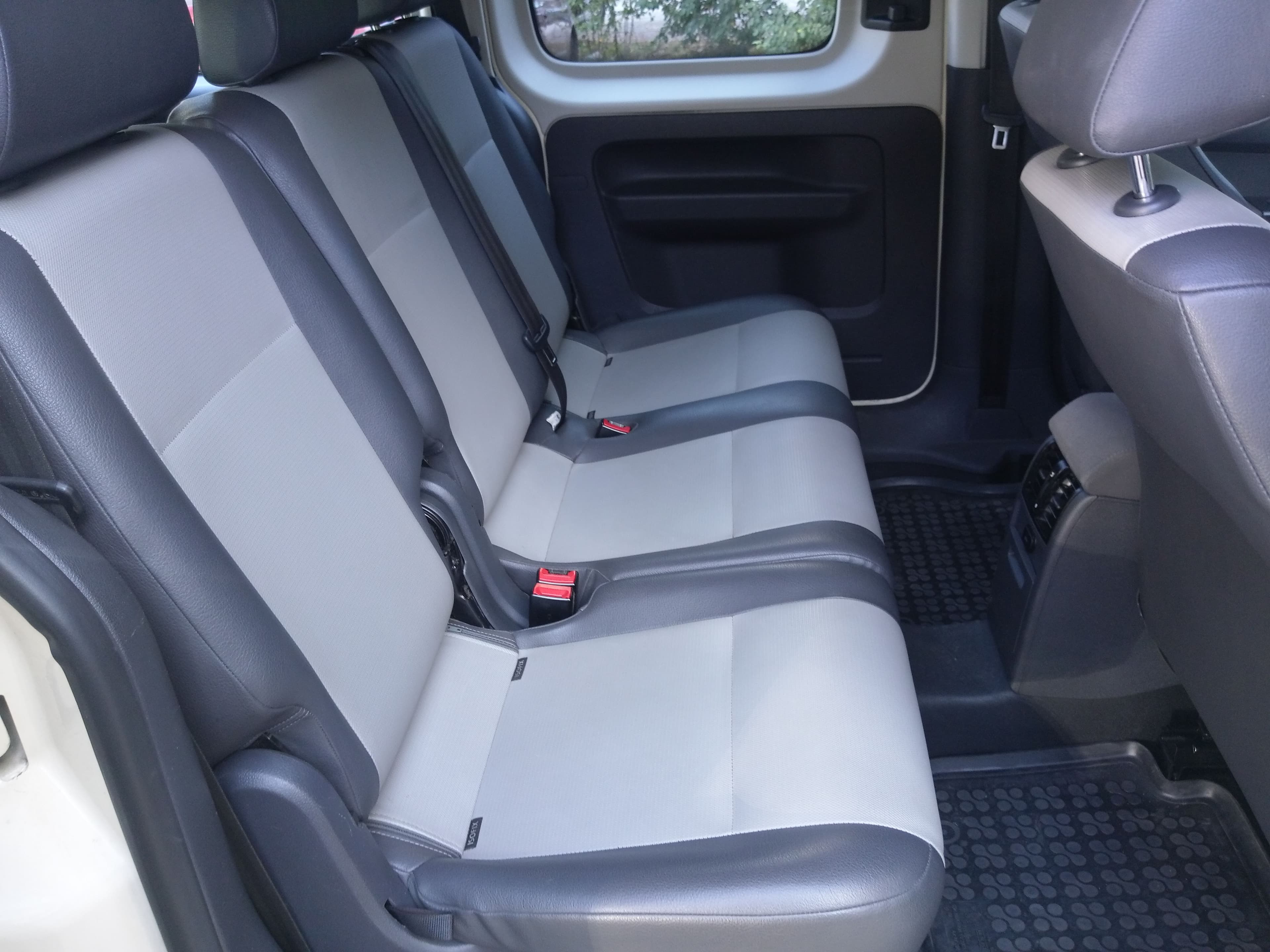 From Sofia to Plovdiv: Private transfer by 4+1 minivan - 3