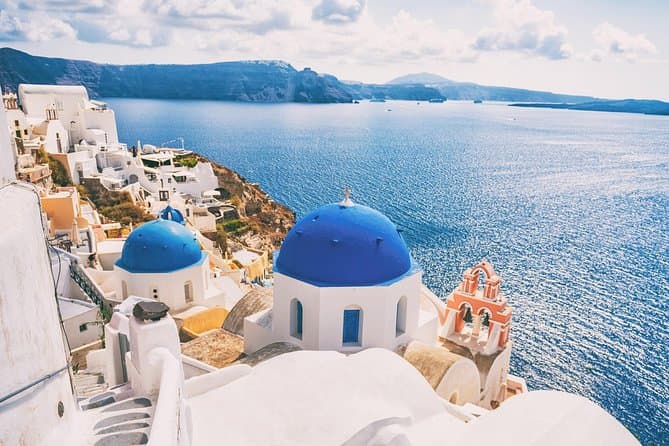 In Santorini: Daily Cruise from Paros to Santorini - 3